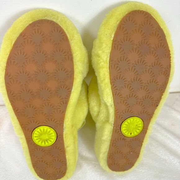 s-l400.jpg UGG Oh Yeah Slide Slipper Slingback Green Yellow Sz 8 Platform Shearling Sandals
